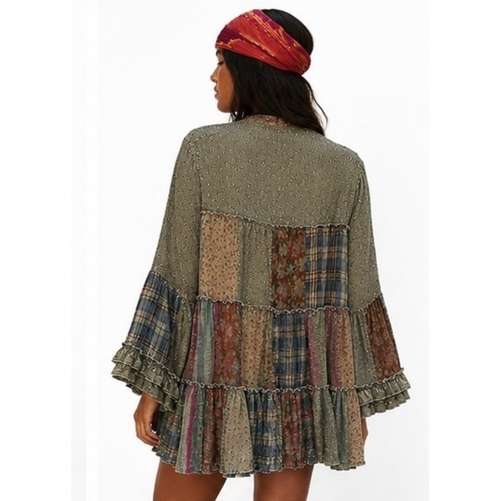 Young Threads Gravel Patchwork Boho Tunic Top Floral Plaid Embroidery Sz:S NWT - Picture 4 of 8